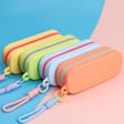 Silikonowe etui na okulary z poręcznym uchwytem ET-141F zielone