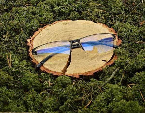 Korekcyjne okulary moc: +1,00 PLUSY z filtrem BLUE LIGHT do komputera i czytania ST313