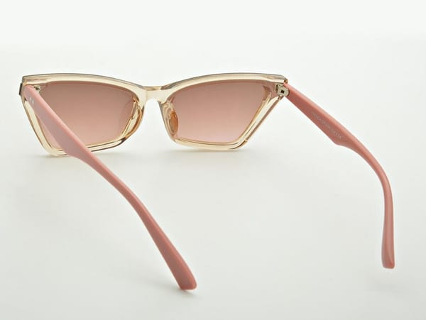Szerokie pudrowe damskie okulary przeciwsłoneczne Exclusive kocie CO-384A