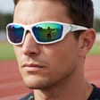 Białe sportowe okulary przeciwsłoneczne z polaryzacją SPD193L