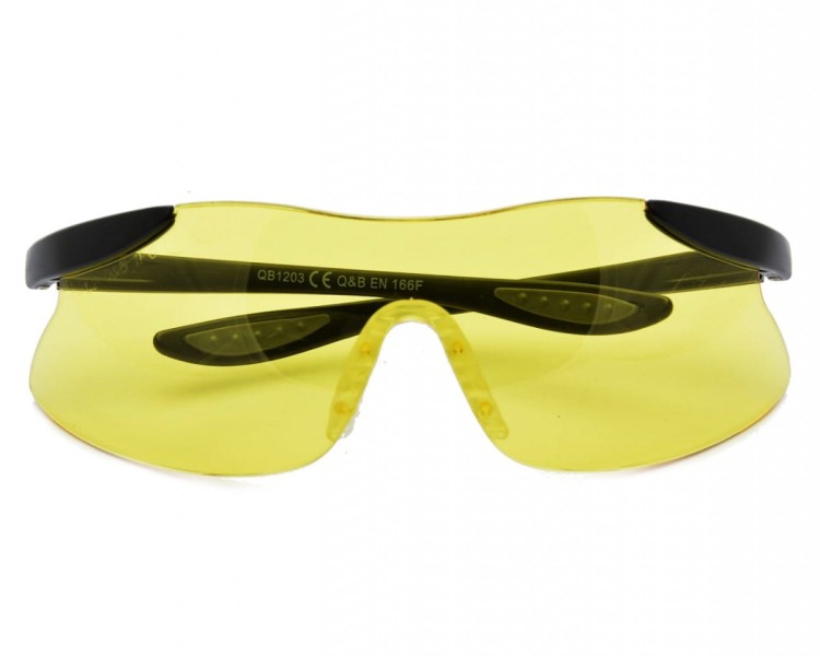 Rozjaśniające okulary sportowe z żółtą soczewką SR135