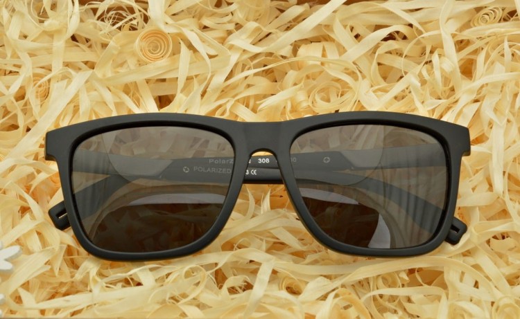 Okulary męskie przeciwsłoneczne polaryzacyjne Nerdy czarne POL-308