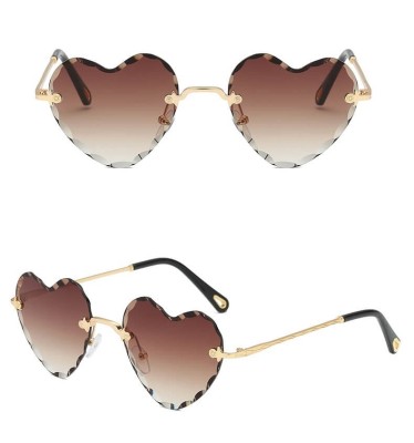 Damskie okulary przeciwsłoneczne Serca Glamour bezramkowe SKK-02A