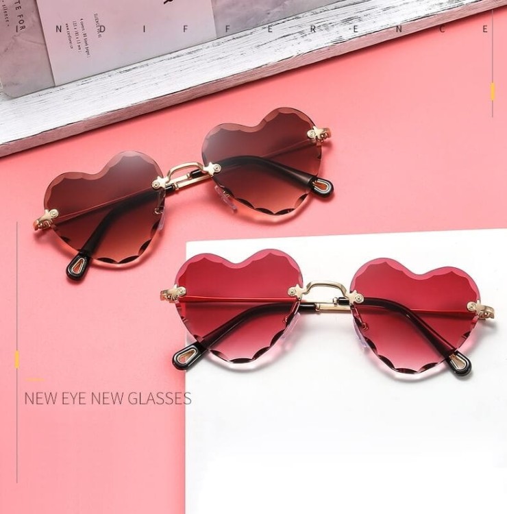 Damskie okulary przeciwsłoneczne Serca Glamour bezramkowe SKK-02A