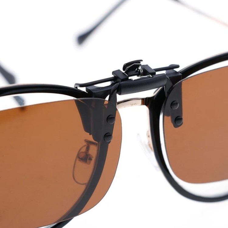 Brązowe nakładki przeciwsłoneczne polaryzacyjne na okulary korekcyjne NA-154A