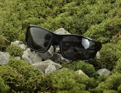 Męskie sportowe okulary przeciwsłoneczne czarne z polaryzacją SPD186