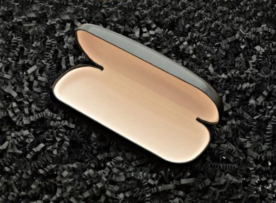 Etui na okulary kolor czarny w twardej obudowie SQ71