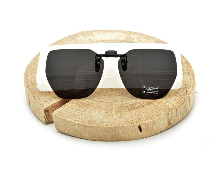 Czarne nakładki przeciwsłoneczne z polaryzacją na okulary korekcyjne NA-211