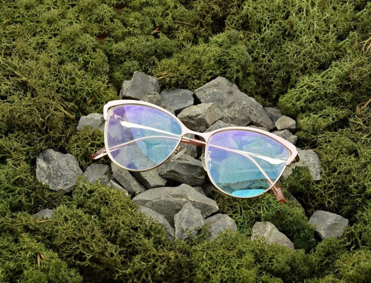 Plusy +1.50 damskie okulary do czytania korekcyjne z antyrefleksem ST317CR