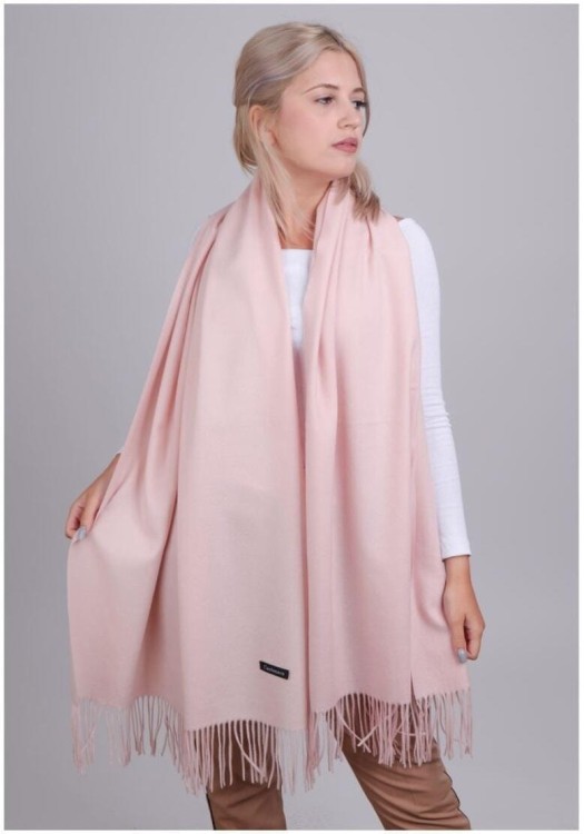 Jasny różowy Szalik damski duży cashmere frędzle SZA-71