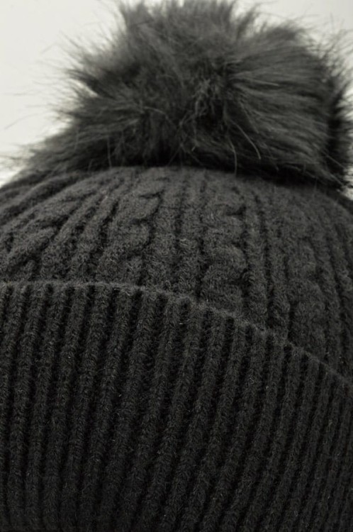 Damska czapka zimowa z pomponem czarna ST-564