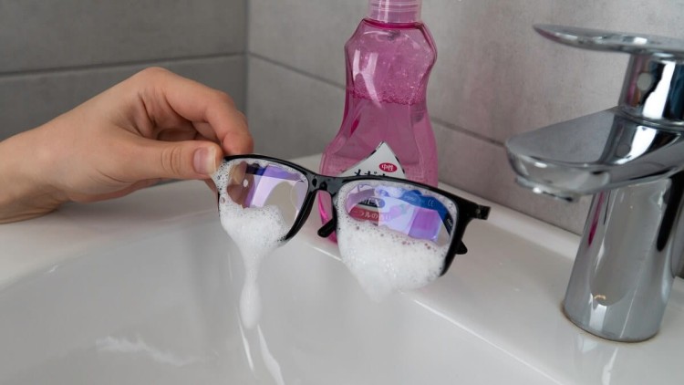 Innowacyjny japoński szampon do okularów zapach kwiatowy 200ml