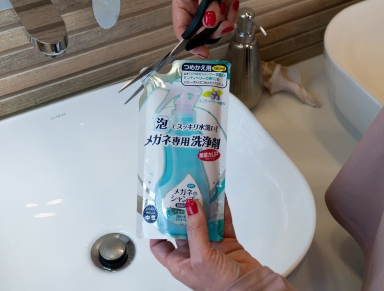 Opakowanie Uzupełniające szamponu do okularów o zapachu mięty 160ml 