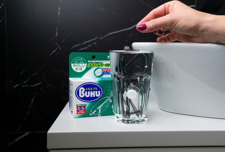 Japońskie Musujące tabletki czyszczące do okularów 24 szt