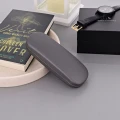 ETUI NA OKULARY korekcyjne przeciwsłoneczne Futerał Pokrowiec TWARDE STHC-13C.JPG
