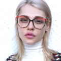 Damskie okulary zerówki do komputera oprawki korekcyjne z filtrem Blue Light 25149 modelka.jpg
