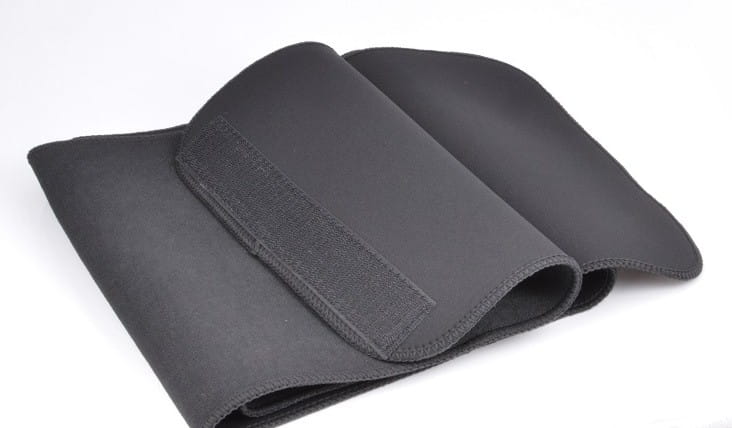 Pas neoprenowy 29cm Obszywany czarny