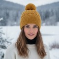 Damska-CZAPKA-ZIMOWA-z-POMPONEM-Musztardowa-WYGODNA-Miekka-i-Elastyczna-Damska-czapka-zimowa-z-pomponem.jpg