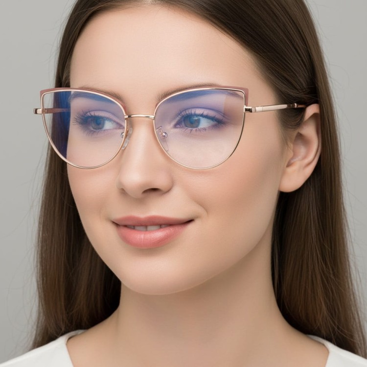 okulary-do-komputera-damskie-bez-wady-wzroku-z-filtrem-niebieskim-kocie-2586-5 modelka.jpg
