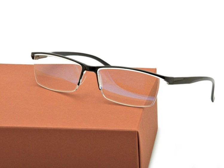 Korekcyjne okulary PLUSY moc: +1.75 z filtrem BLUE LIGHT do komputera i czytania ST313