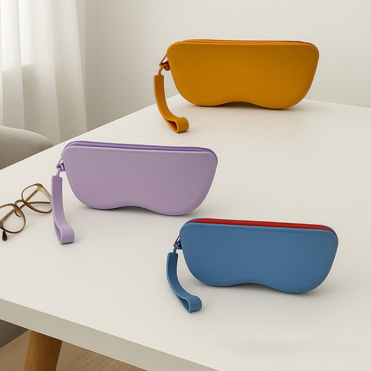 Sylikonowe etui na okulary z poręcznym uchwytem ET-139 niebieskie