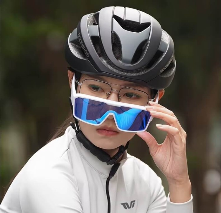 Okulary Nakładane na Korekcyjne FIT OVER przeciwsłoneczne z polaryzacją SP348-BLACK-RED