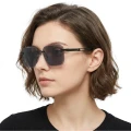 Okulary przeciwsłoneczne fotochromowe STLF-12F modelka.jpg